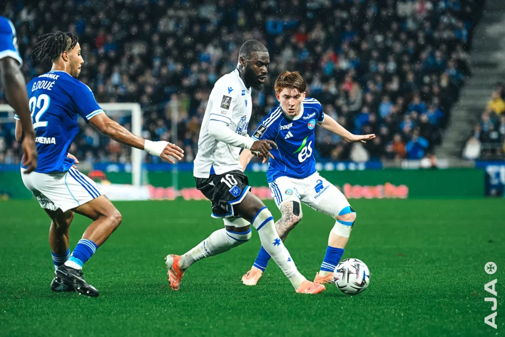 缩略图–AJA 在斯特拉斯堡失利–AJ欧塞尔中文球站